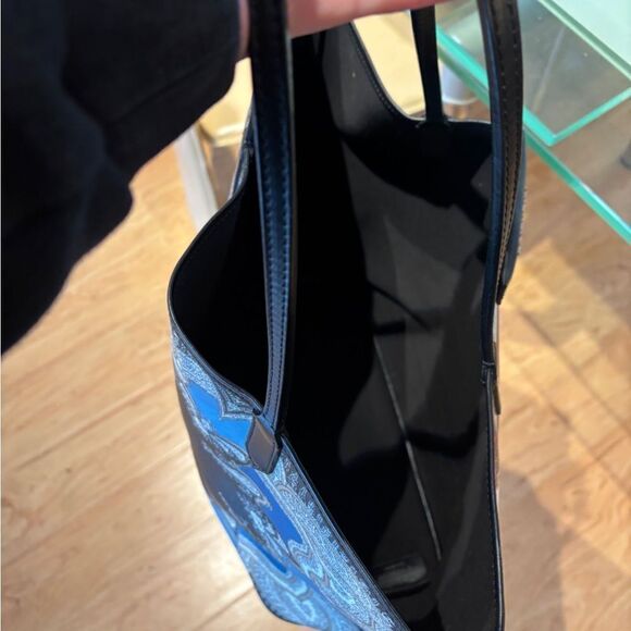 GIVENCHY Black Red & Blue White Scarf Print PVC Leather Tote Bag w inside bag - Picture 11 of 16